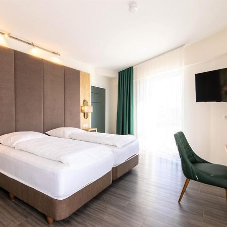 Luxstay Karben Neue Mitte - Self-Check-In Eksteriør billede